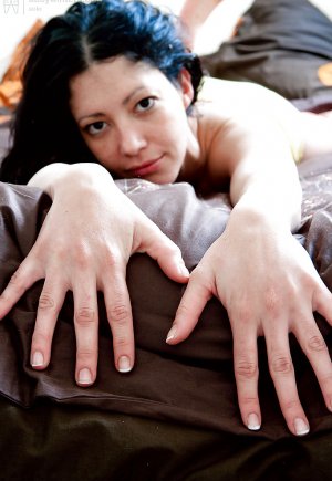 Мамочка Ханна С отпускает свои большие натуральные сиськи картинка 7